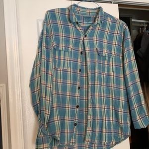 3 for $45! Men’s lucky brand button up shirt Large